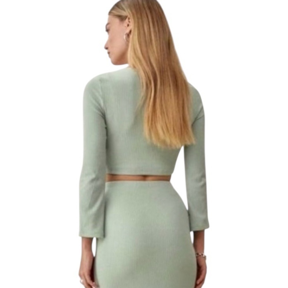 REFORMATION Niko Ribbed Cropped Cardigan Cute Knit Top in Pistachio Green XL - Picture 3 of 7